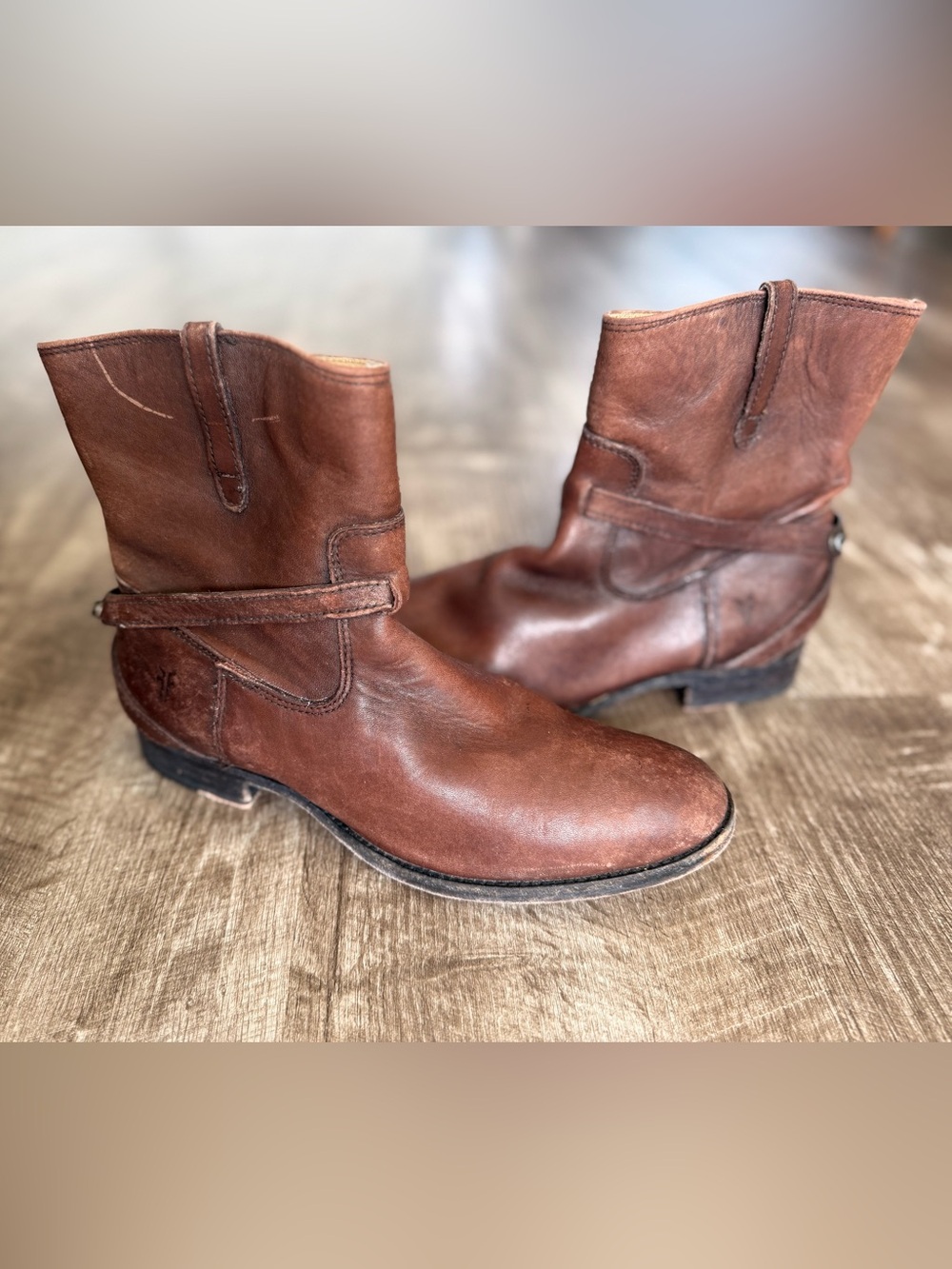 Frye Lindsay Cognac Brown Leather Harness Strap Short Boots Women's Size 7.5 B